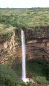 pantanal_waterfall.jpg (35594 bytes)