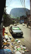 rio_favela_trash.jpg (31551 bytes)