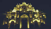 antigua_cathedral.jpg (20482 bytes)