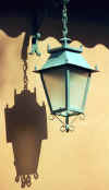 antigua_lantern.jpg (18268 bytes)
