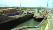 canal_going.jpg (26412 bytes)