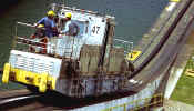 canal_train.jpg (37218 bytes)