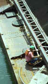 canal_workman.jpg (34511 bytes)
