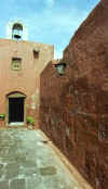 arequipa_colors.jpg (27872 bytes)
