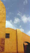 arequipa_curves.jpg (19130 bytes)