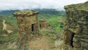 manu_chulpas.jpg (32275 bytes)