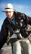 titicaca_tourist.jpg (29957 bytes)