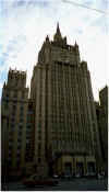 moscow_stalinist_gothic.jpg (14154 bytes)