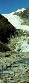 south_is_west_glacier_panoramic.jpg (42100 bytes)