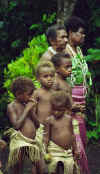 north_mal_profile_women_children.jpg (30116 bytes)